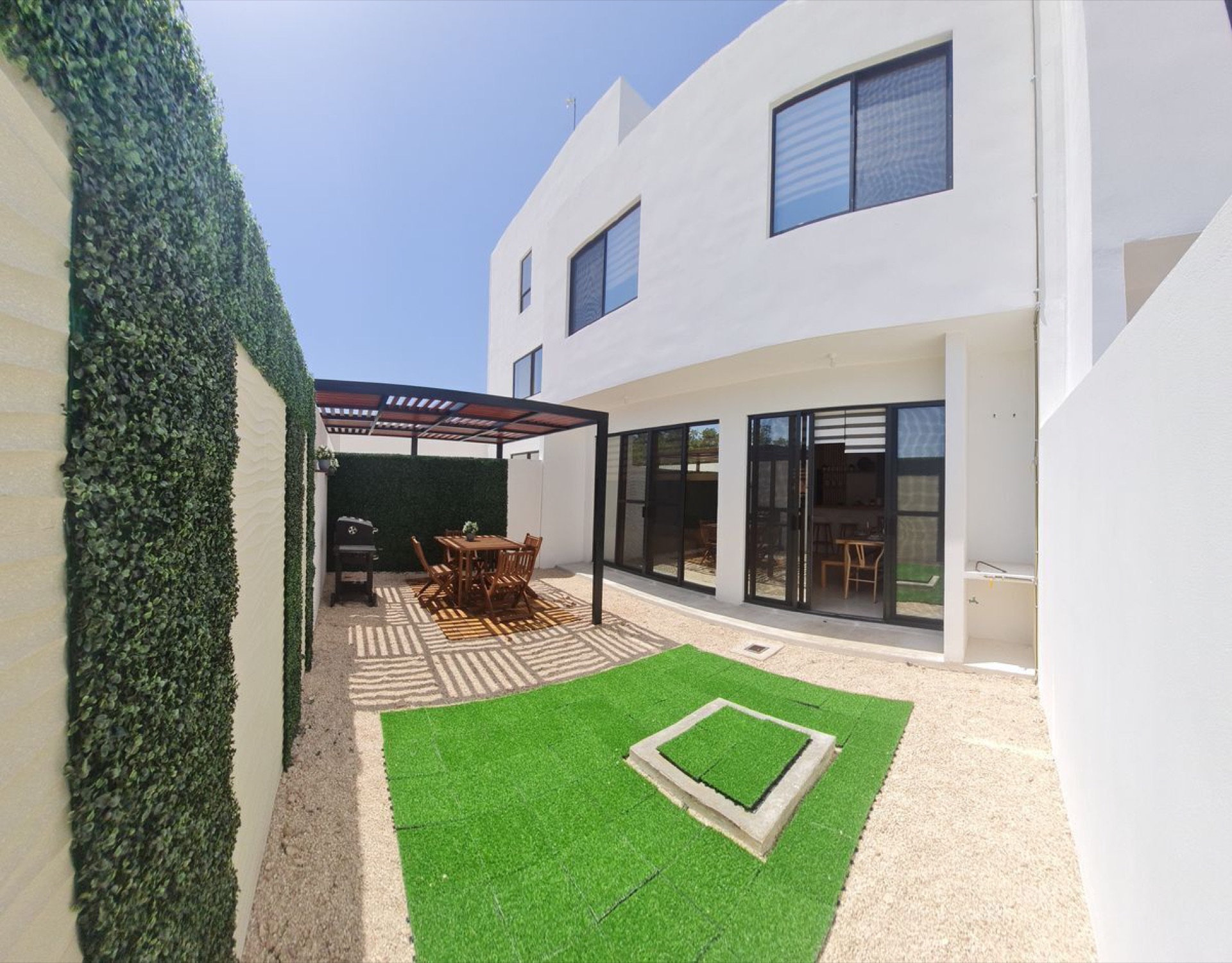 Casas en venta zona Ejidal Playa del Carmen 166 m2