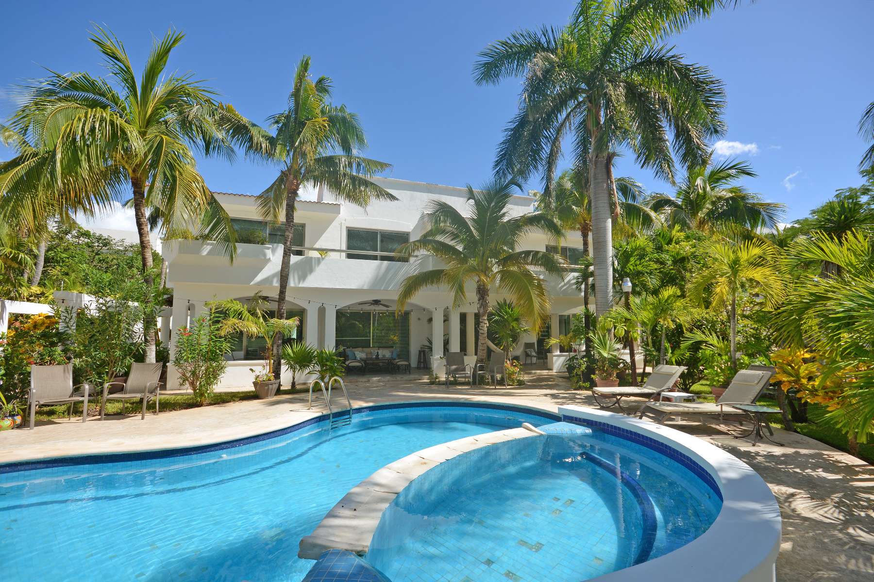 Casa duplex 6 recamaras Playa Paraiso Riviera Maya