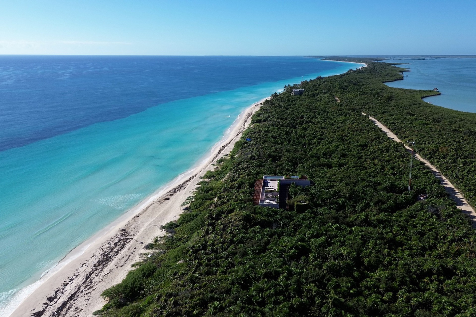 Náay Sanctuary — Costa de Sian Ka'an