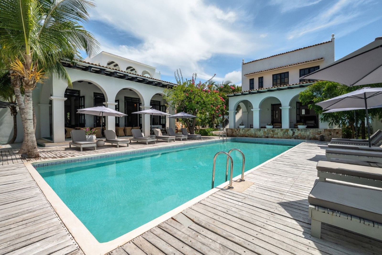 Rae's Tulum